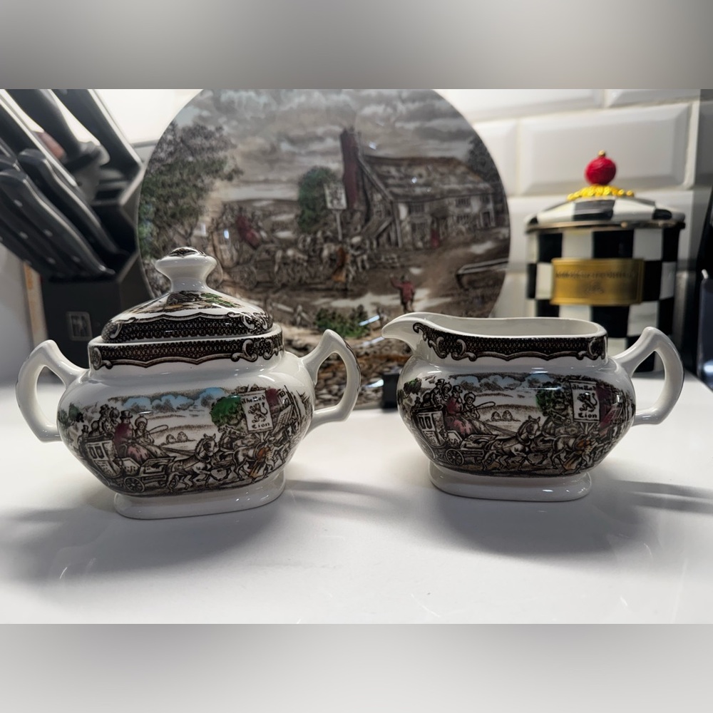 Vintage Wood & Sons "The Post House" breakfast set